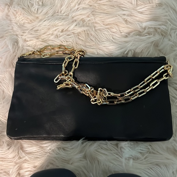 Perfect condition Tory Burch dressy clutch going out Bag - Picture 2 of 3